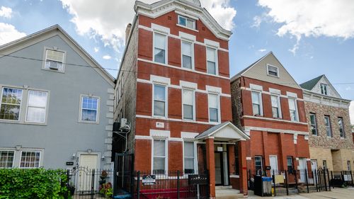 2r-2049 W Coulter St, Chicago, IL, 60608-5998 | Card Image