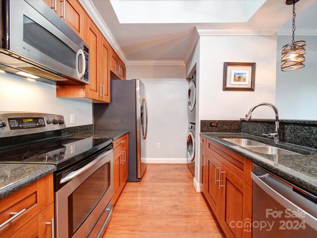 APT-219 - 300 W 5 Th St, Condo with 1 bedrooms, 1 bathrooms and null parking in Charlotte NC | Image 4