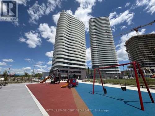 1408-10 Flavelle Trail, Vaughan (Steeles West Industrial), ON, L4L1V8 | Card Image