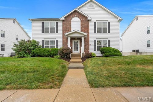 37n-640 Homerun Dr, O Fallon, MO, 63366-4560 | Card Image