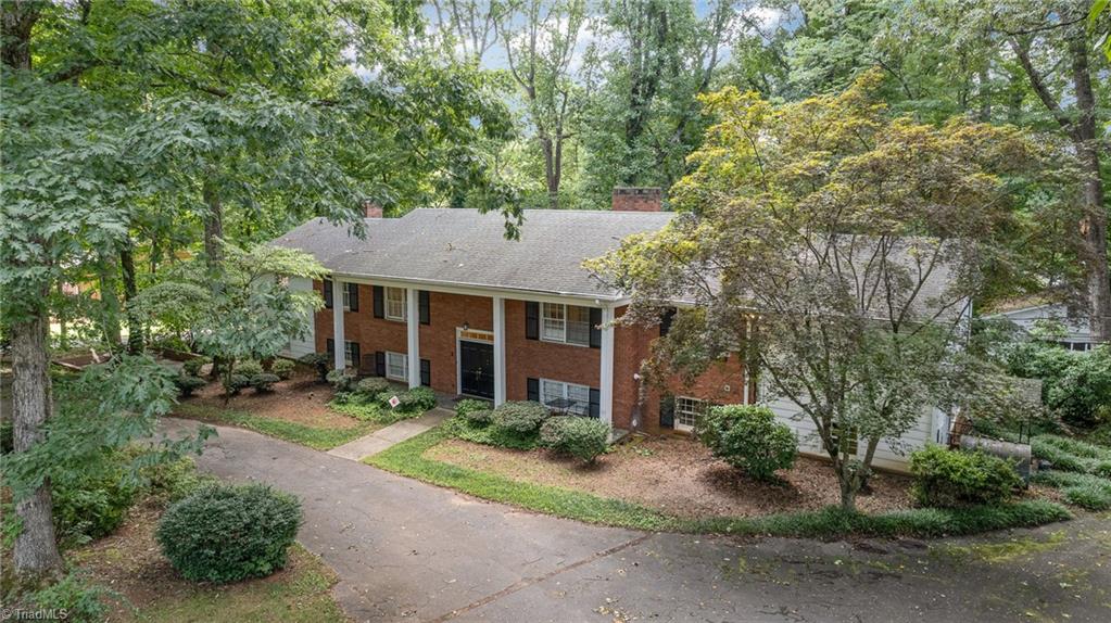 Valley Rd, Winston Salem, NC 27106