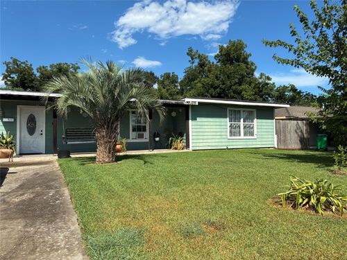 1008 Polly St, Baytown, TX, 77520-4426 | Card Image