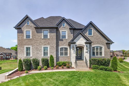 1014 Keeneland Dr, Gallatin, TN, 37066-4597 | Card Image