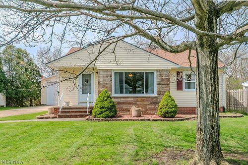 400 Harris Rd, Richmond Heights, OH, 44143-1755 | Card Image