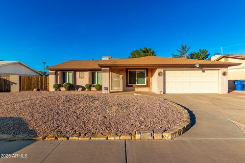 566 W Medina Ave, Mesa, AZ, 85210-6846 | Card Image