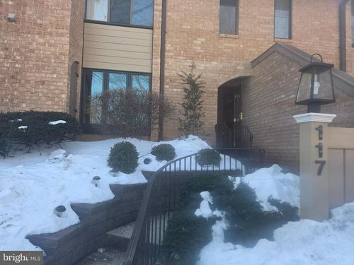 117 Woodgate Lane, PAOLI, PA, 19301 | Card Image