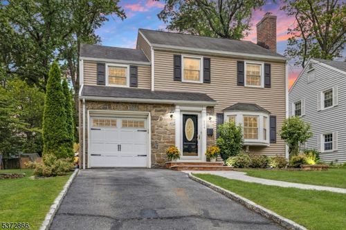 904 Tice Pl, Westfield, NJ, 07090-2629 | Card Image