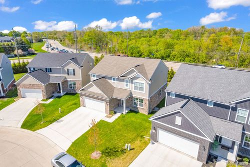 20641 Mendocino Dr, Clinton Twp, MI, 48038-3359 | Card Image