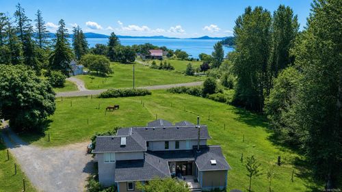 2035 Pace Rd, Nanaimo, BC, V9X1N8 | Card Image