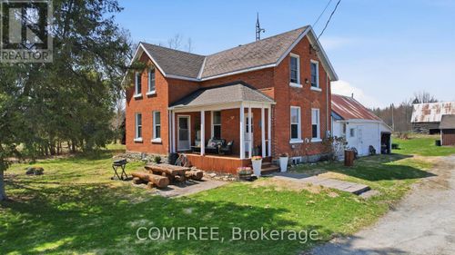 11768 Highway 7, Mississippi Mills, ON, K7C0T7 | Card Image