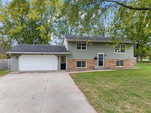 321 Parkview Curv, Zumbrota, MN, 55992-1281 | Card Image