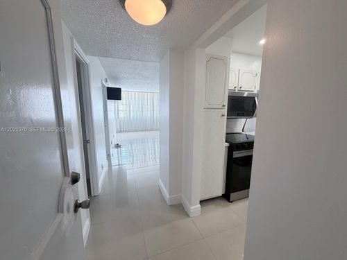 611-1825 S Ocean Dr, Hallandale Beach, FL, 33009-4950 | Card Image