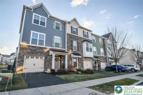 2396 Cook Dr, Easton, PA, 18045-5786 | Card Image