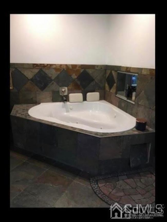 22 16 Jacques Street Street, Sold in Elizabeth Zoocasa