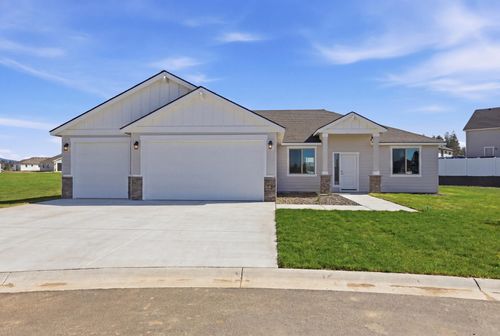 1226 N Park Ct, Deer Park, WA, 99006-5601 | Card Image
