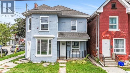 74 Erie Ave, Brantford, ON, N3S2E9 | Card Image