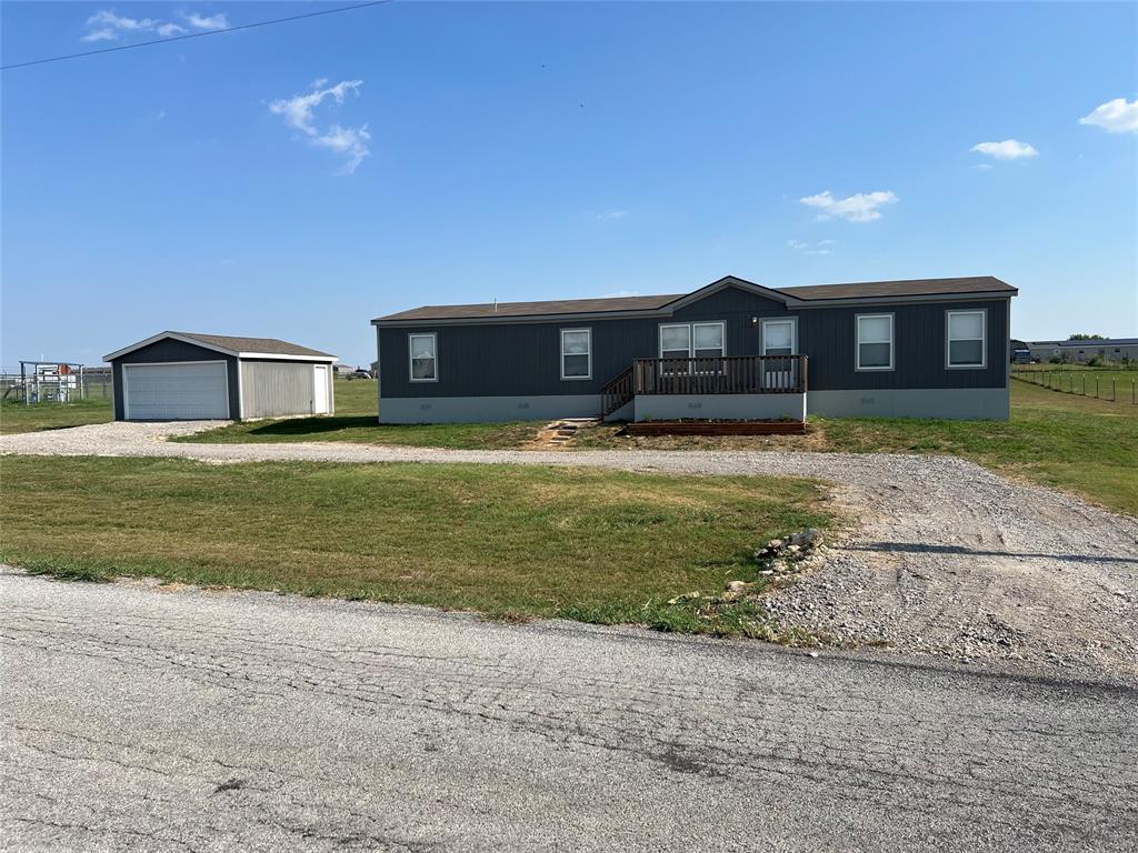 Meadowlark Dr, Rhome, TX 76078