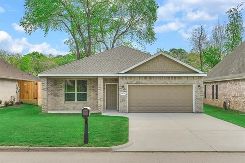 6671 Kingston Cove Ln, Willis, TX, 77318-9172 | Card Image