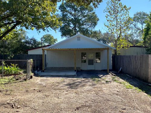 319 1/2 N Cochran St, Bellville, TX, 77418-1310 | Card Image