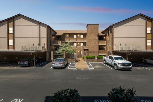 151 Hillsboro Pl, Nashville, TN, 37215-1358 | Card Image
