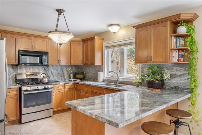 51 Orchard Dr, House other with 5 bedrooms, 4 bathrooms and 12 parking in Ancaster ON | Image 14