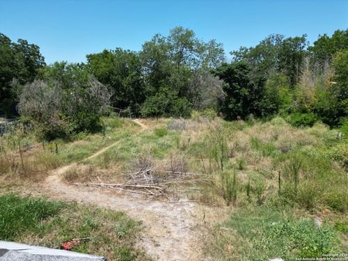 1421 Denver Blvd, San Antonio, TX, 78210-2513 | Card Image