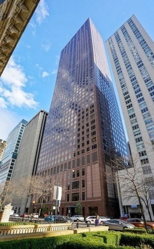 unit-32h-161 E Chicago Ave, Chicago, IL, 60611-6669 | Card Image