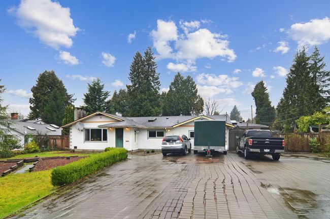 21421 River Road, House other with 3 bedrooms, 2 bathrooms and null parking in Maple Ridge BC | Image 1