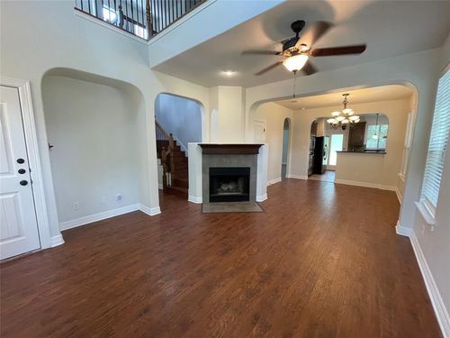 1806 Crown Dr, Austin, TX, 78745-1791 | Card Image