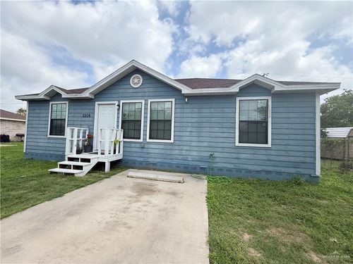 2206 Nueces St, Mission, TX, 78572-7808 | Card Image