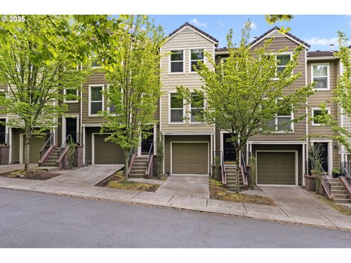 10275 Nw Wilshire Ln, Portland, OR, 97229-8150 | Card Image