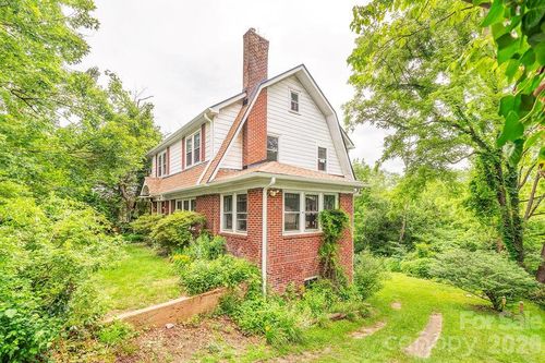 133 Westwood Pl, Asheville, NC, 28806-4225 | Card Image