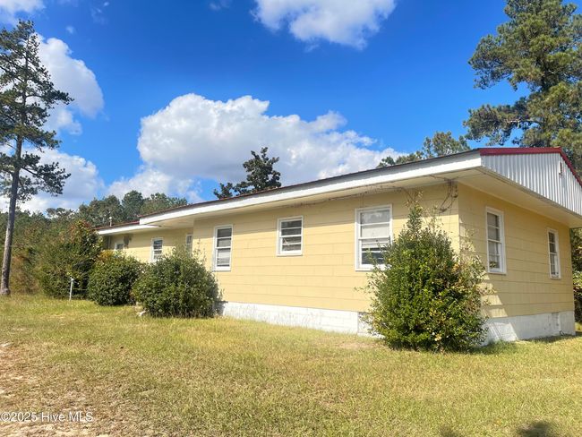 2023 Nc Highway 211, House other with 4 bedrooms, 2 bathrooms and null parking in Eagle Springs NC | Image 6