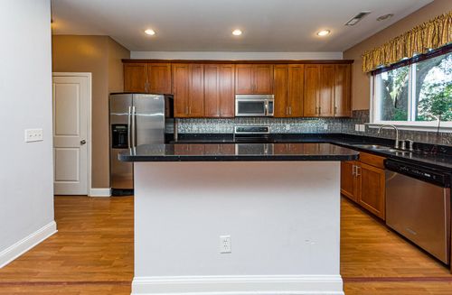 5029 Whitfield Ct, Summerville, SC, 29485-6321 | Card Image
