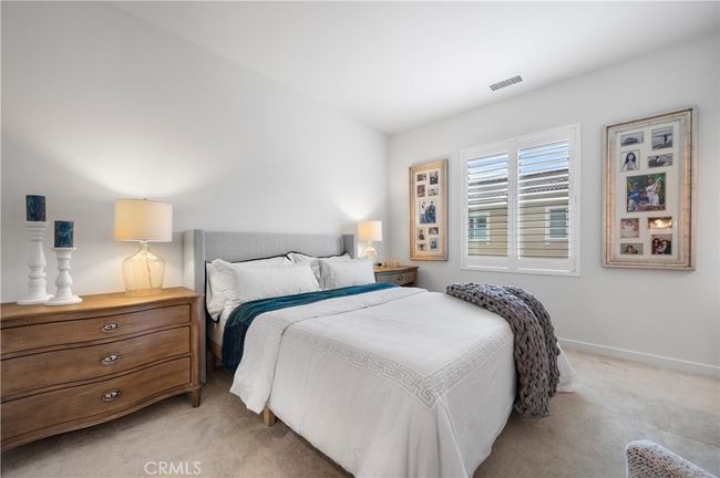 407 Coyote Pass, Condo with 3 bedrooms, 4 bathrooms and 2 parking in Lake Forest CA | Image 41