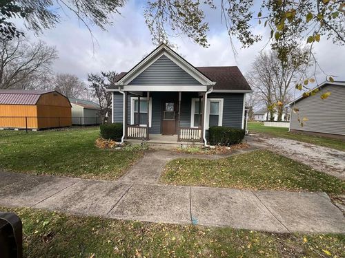 416 W Benjamin St, Kenney, IL, 61749-9033 | Card Image