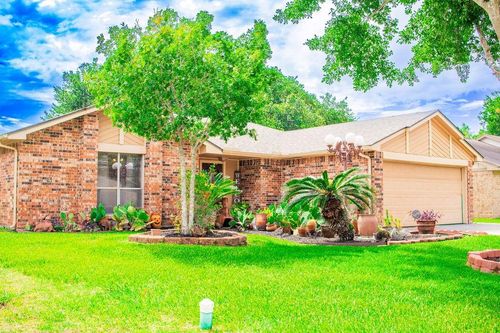 707 Landing Blvd, League City, TX, 77573-3314 | Card Image