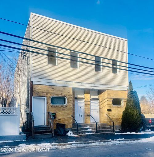 2b-381 Main Rd, Hanover Township, PA, 18706-6048 | Card Image