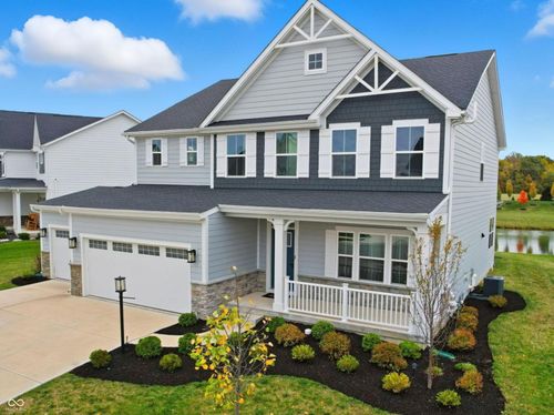 16755 Ayshire Dr, Fishers, IN, 46037-5617 | Card Image