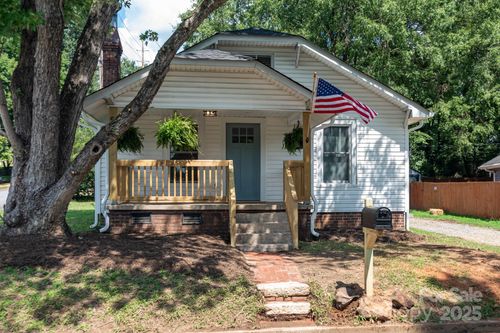 528 Gibson Dr Nw, Concord, NC, 28025-4444 | Card Image