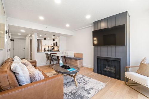 106-2000 Prospector Ave, Park City, UT, 84060-7321 | Card Image