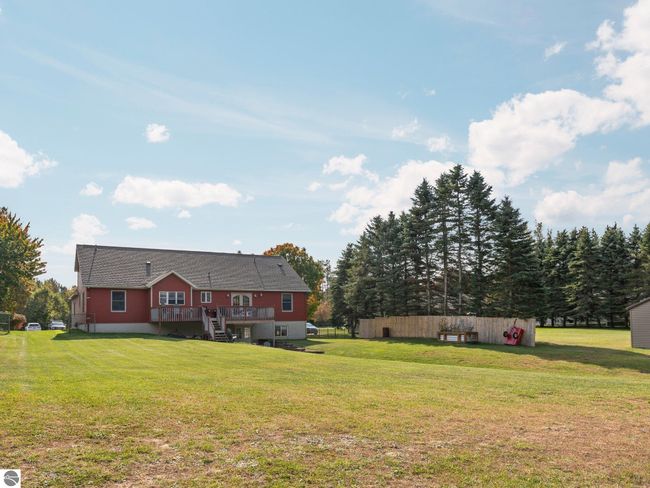 4189 Morel Dr, House other with 4 bedrooms, 2 bathrooms and null parking in Cadillac MI | Image 5