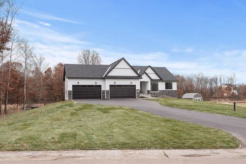 673 174th Avenue Ne, Ham Lake, MN, 55304 | Card Image