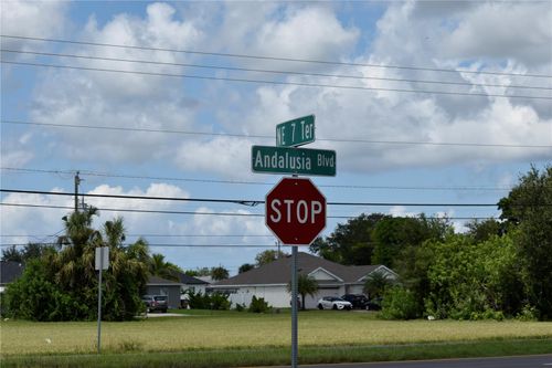 825 Ne 7th Terrace, Cape Coral, FL, 33909 | Card Image
