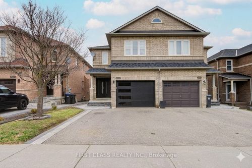 626 Wildgrass Road, Mississauga, ON, L5B4J1 | Card Image