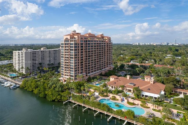 6C - 60 Edgewater Dr, Condo with 3 bedrooms, 4 bathrooms and null parking in Coral Gables FL | Image 29