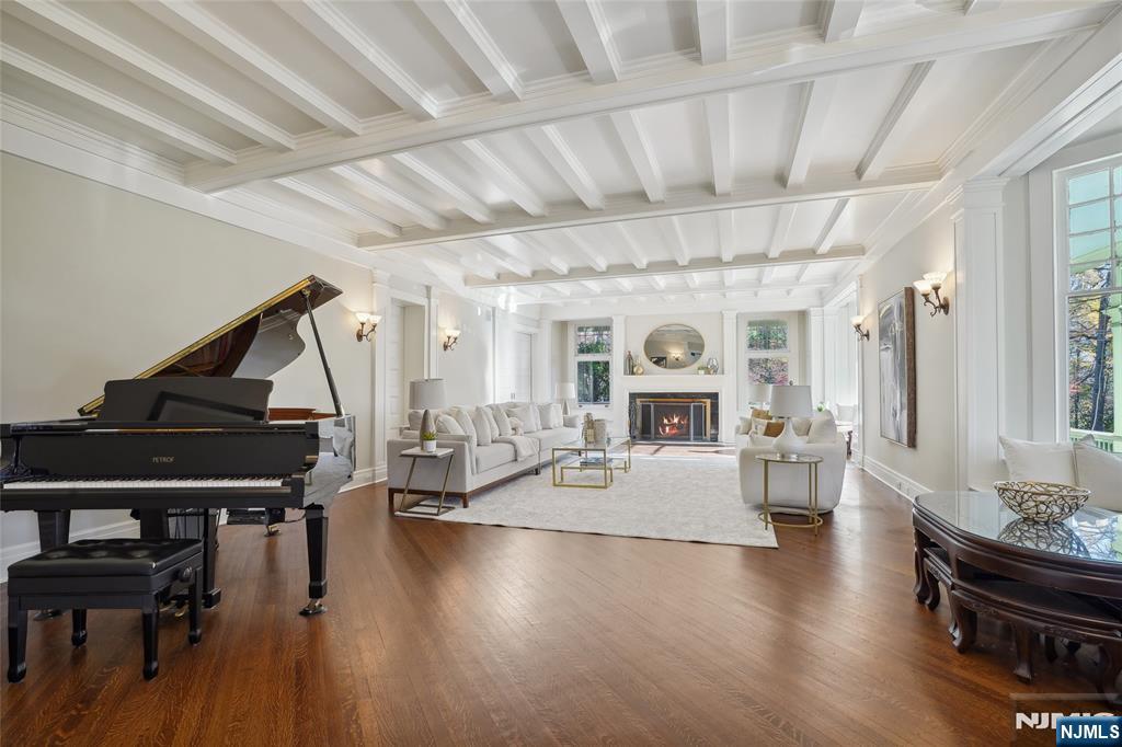 Residential in Millburn 4