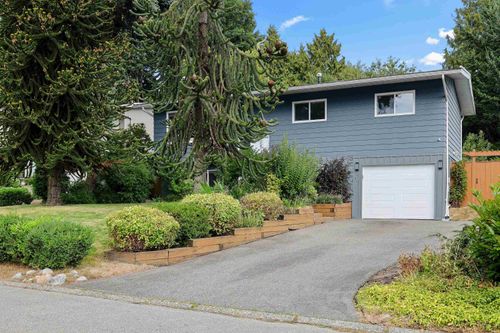 5846 179a St, Surrey, BC, V3S4K3 | Card Image
