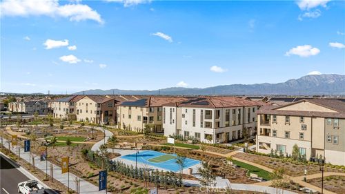 303-6123 Valentina Way, Eastvale, CA, 92880 | Card Image