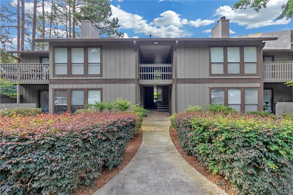 Smokerise Cir, Marietta, GA 30067